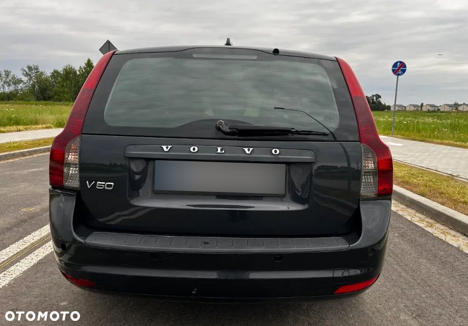 Volvo V50 2.0D Momentum - 4