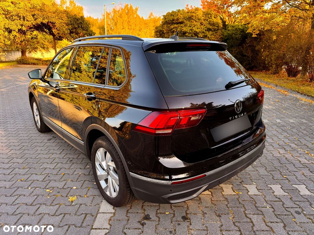 Volkswagen Tiguan - 9