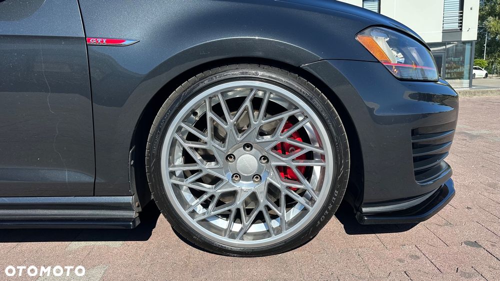 Volkswagen Golf GTI Performance BlueMotion Technology DSG - 15