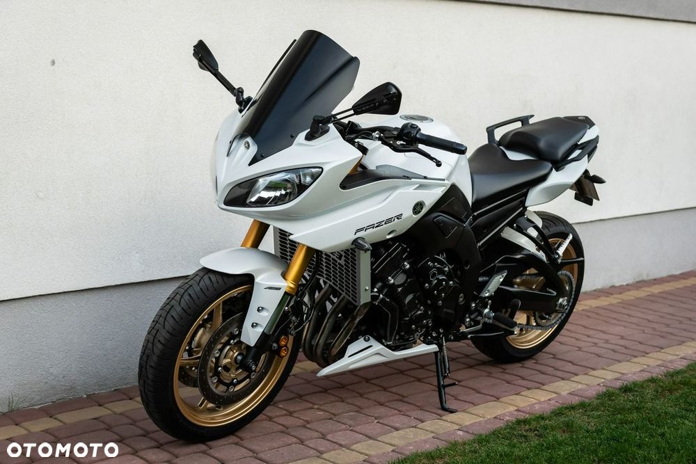Yamaha FZ - 7