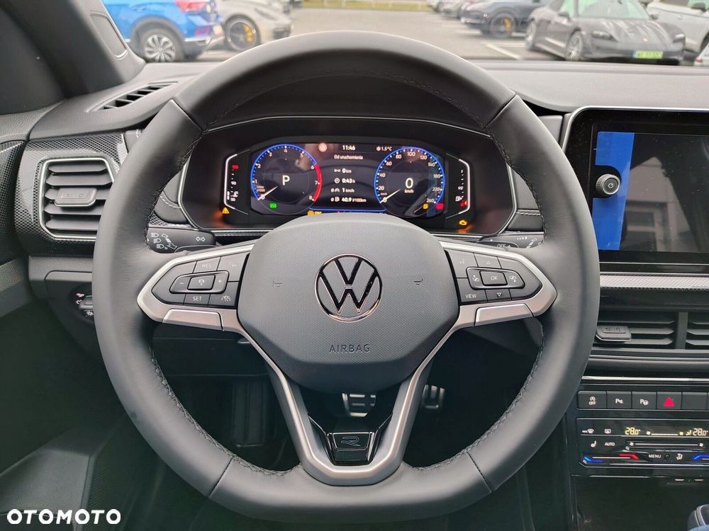 Volkswagen T-Cross - 13