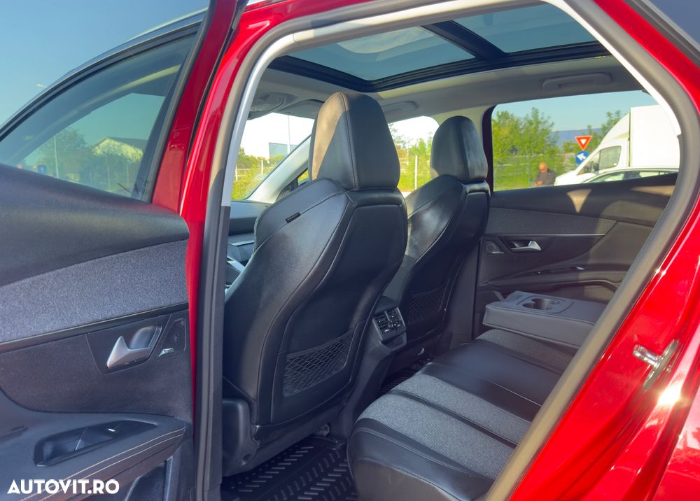 Peugeot 3008 1.2 PureTech Turbo S&S EAT8 Allure - 27