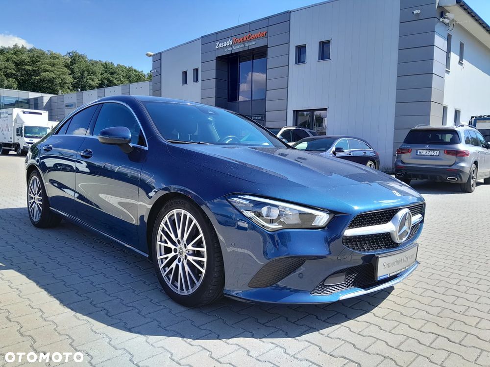 Mercedes-Benz CLA 180 Progressive 7G-DCT - 8