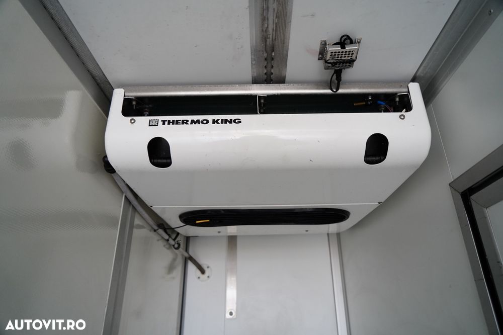 MAN TGM 12.290 / 4x2 / CAROSERIE REFRIGERATĂ 7.8 M / UNITATE THERMO KING T-1200 R / platformă ridicătoare spate / MULTIMEMBRU / DHOLLANDIA - 24