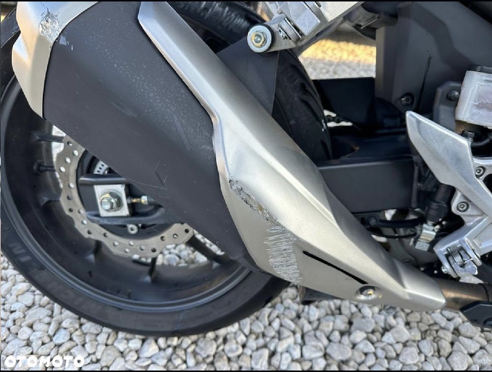 Honda CB - 16
