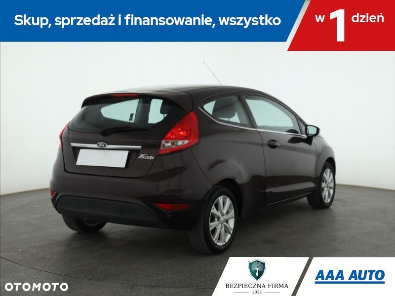 Ford Fiesta - 7