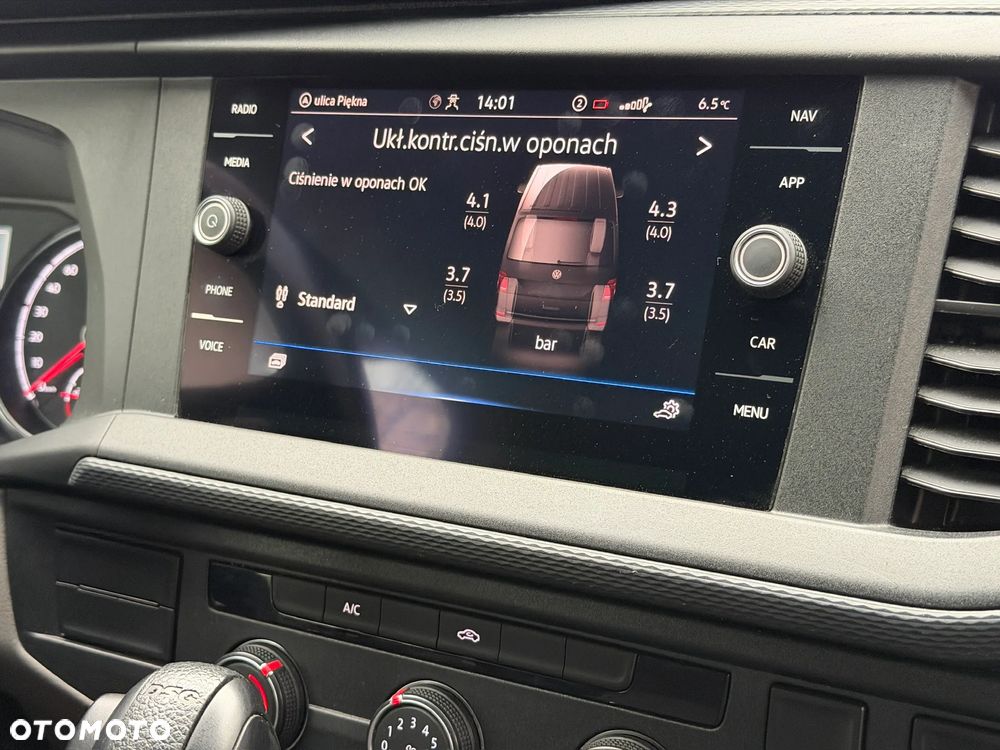 Volkswagen Transporter - 29