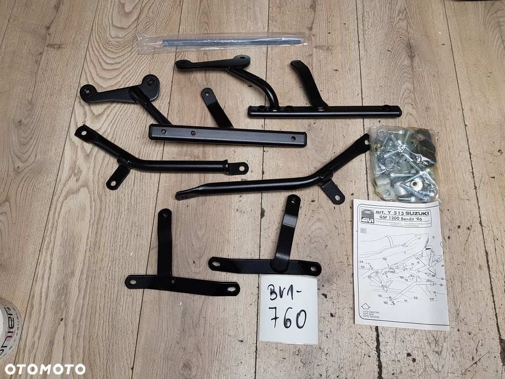 Mocowanie Givi Y513 Wingrack Suzuki Bandit GSF 1200 96r - 1