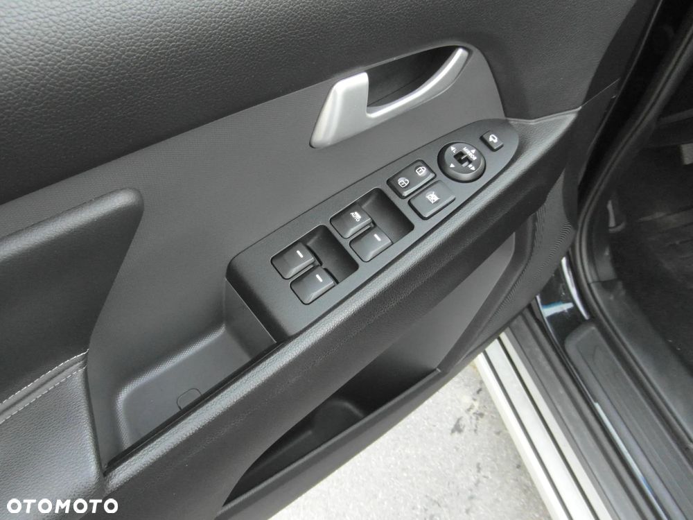 Kia Sportage 1.7 CRDI 2WD Vision - 15