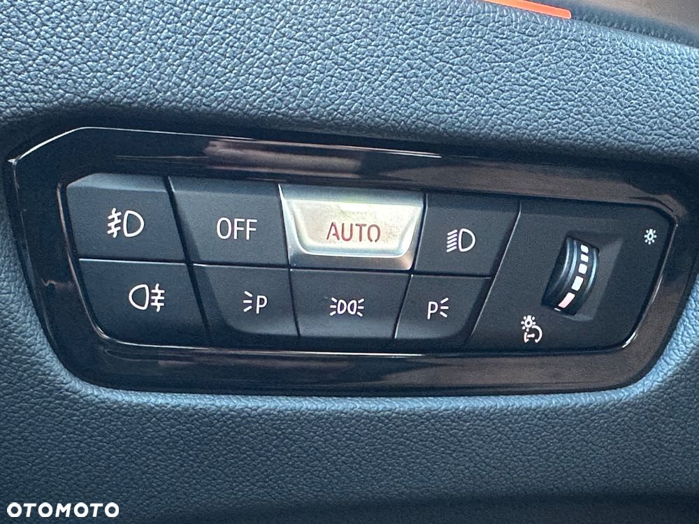BMW Seria 3 320d M Sport Shadow - 29