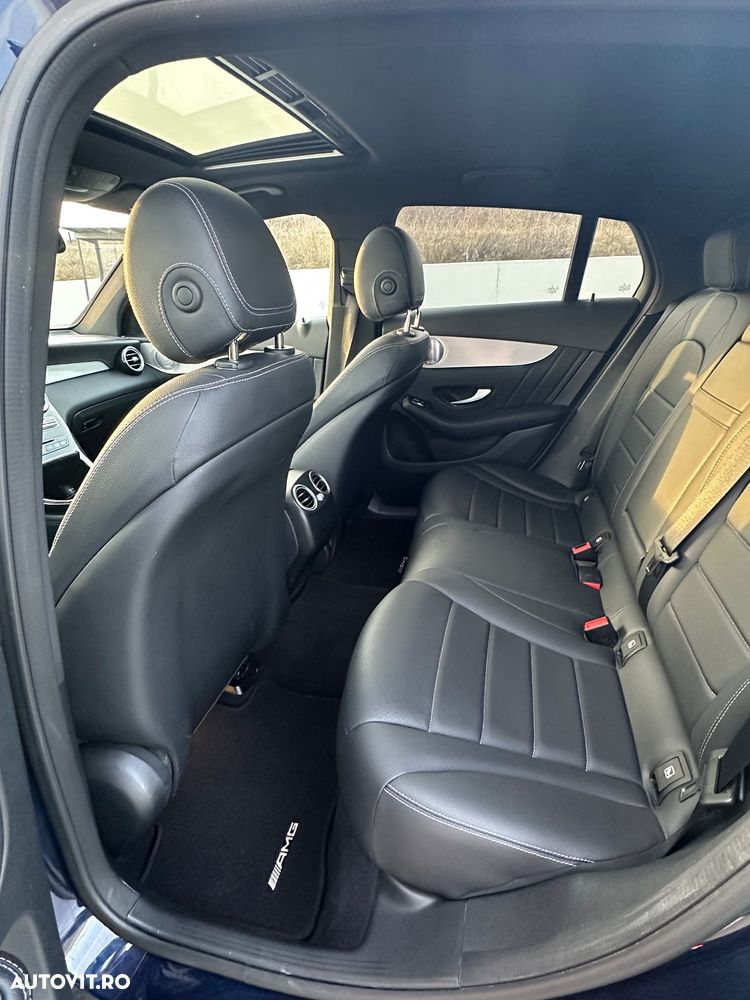 Mercedes-Benz GLC Coupe 250 4Matic 9G-TRONIC AMG Line - 9