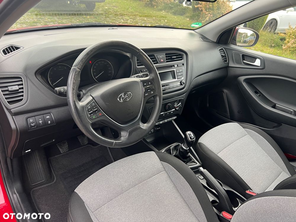 Hyundai i20 1.4 Trend - 25