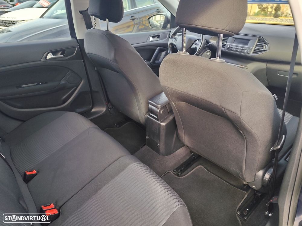 Peugeot 308 SW 1.6 BlueHDi Active - 21