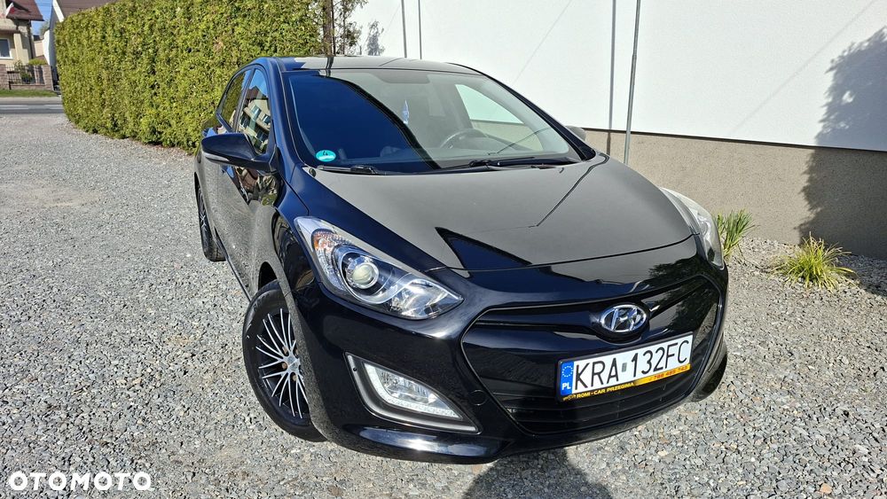 Hyundai i30 1.4 Fifa World Cup Edition - 34