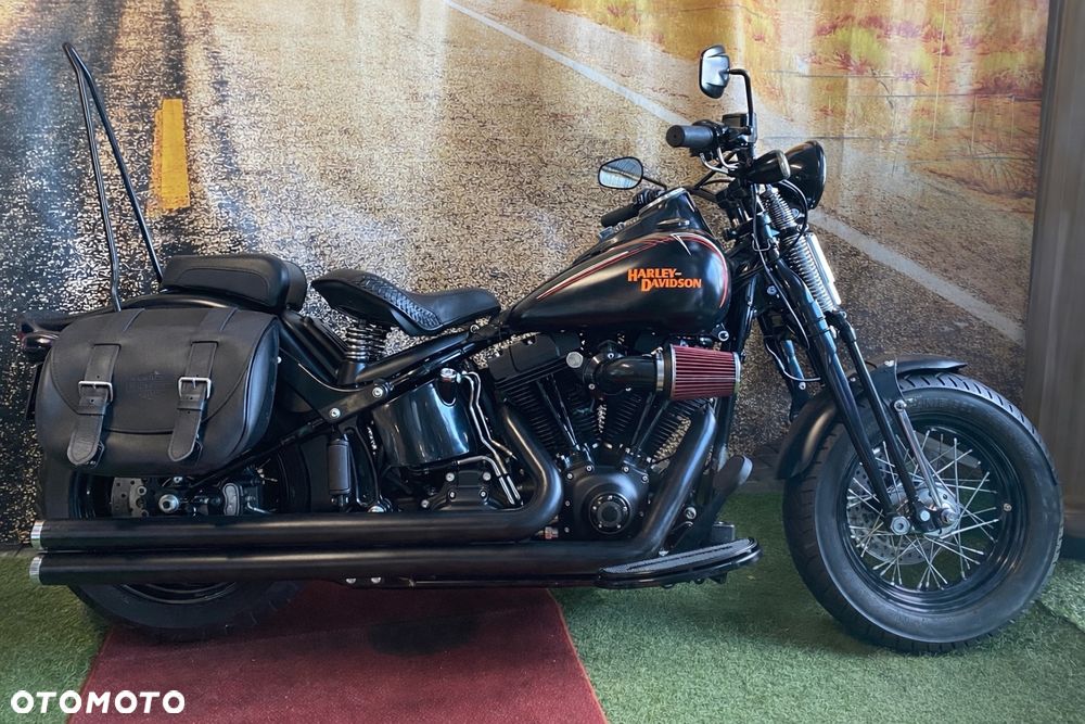 Harley-Davidson Softail Cross Bones - 1
