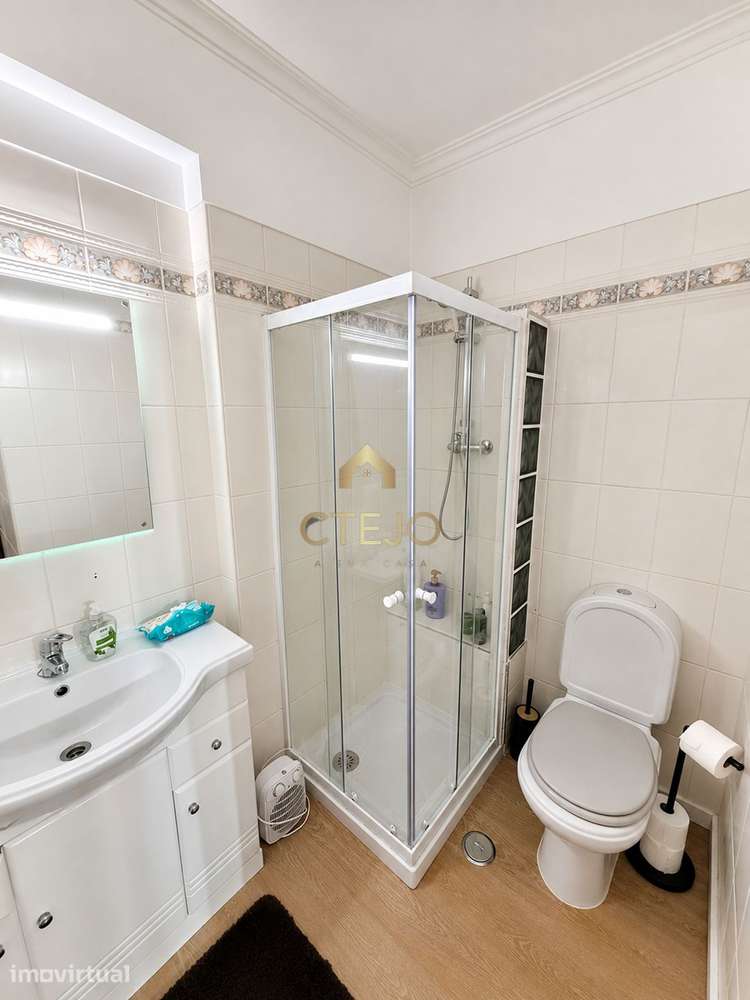Apartamento T2 com garagem e Marquise - Grande imagem: 5/30