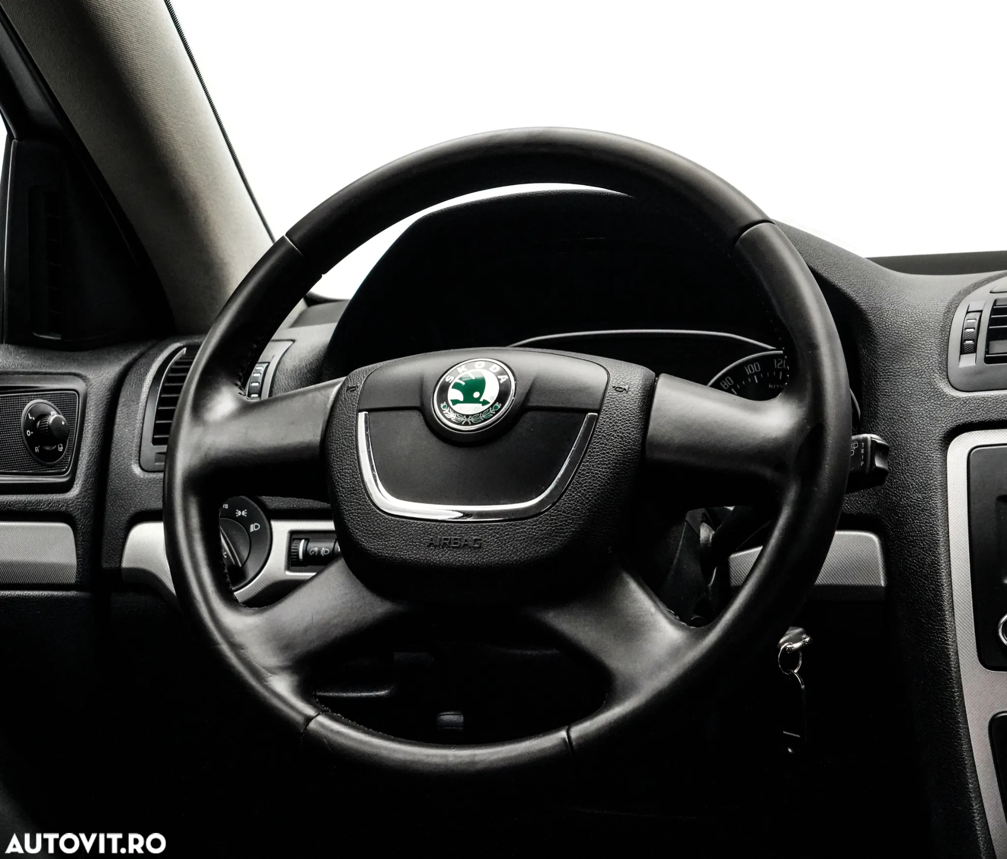Skoda Octavia 1.4 TSI Bussiness - 15