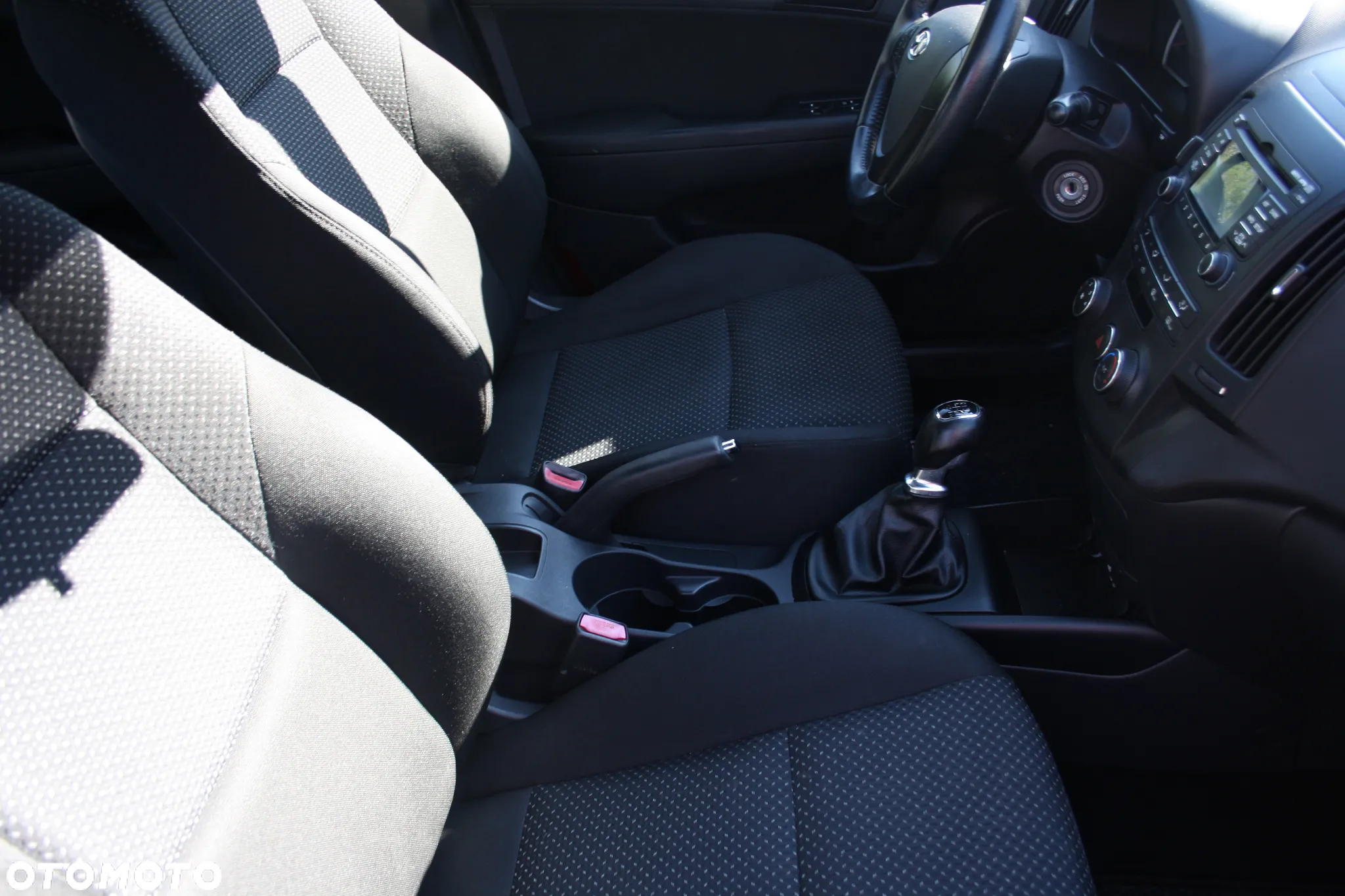 Hyundai i30 i30cw 1.6 CRDi UEFA EURO 2012 Edition - 16