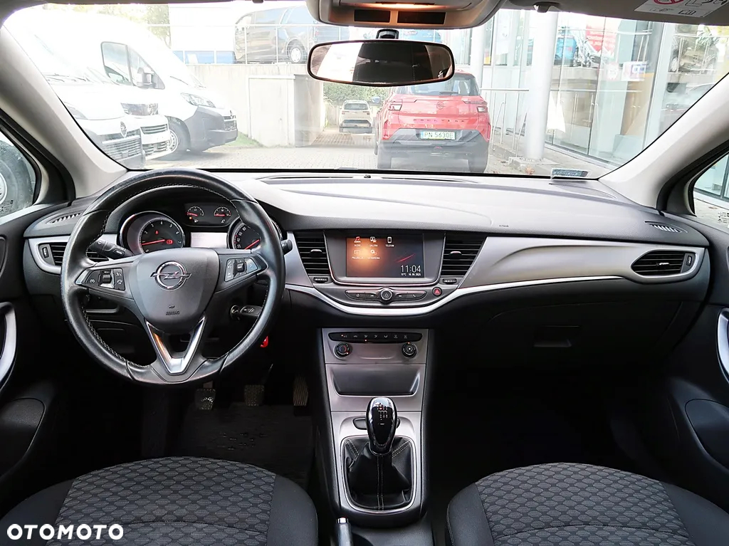 Opel Astra V 1.4 T Enjoy - 11