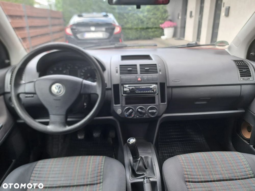 Volkswagen Polo - 18