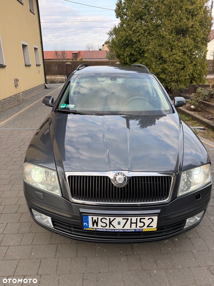 Skoda Octavia 2.0 TDI Ambiente - 2
