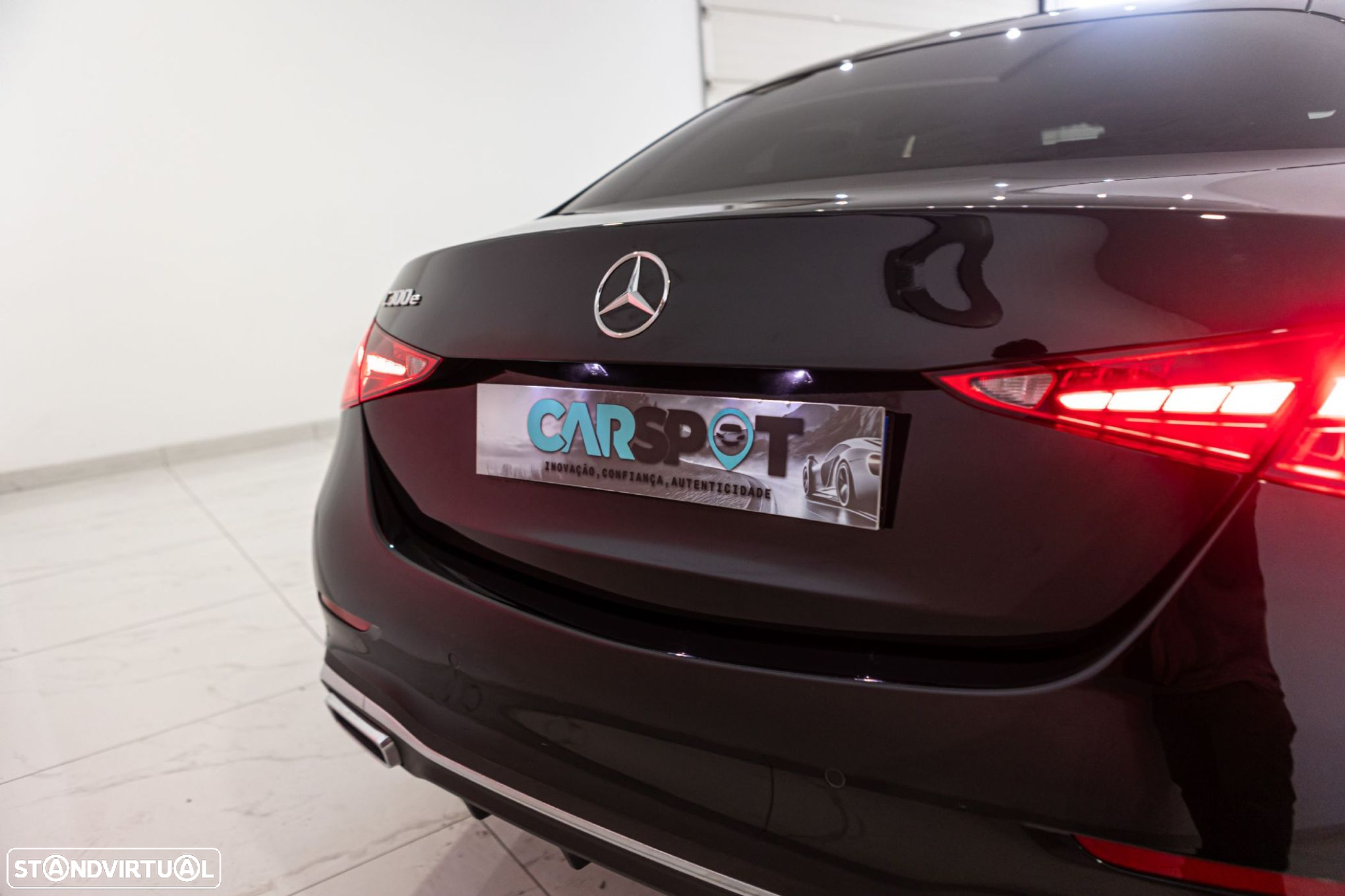 Mercedes-Benz C 300 e AMG Line - 14