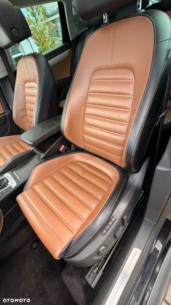 Volkswagen Passat Alltrack - 21