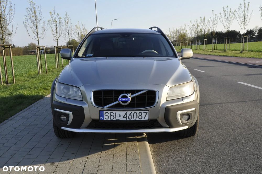 Volvo XC 70 T6 AWD Geartronic Summum - 11