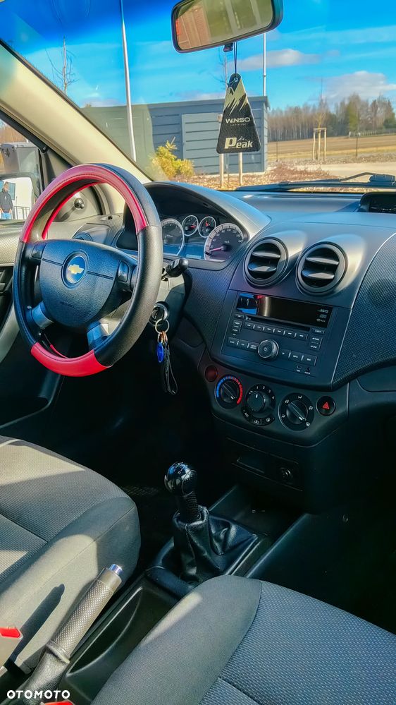 Chevrolet Aveo 1.2 16V Base / Classic - 12