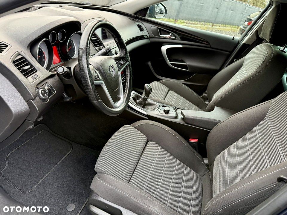 Opel Insignia 2.0 Turbo Cosmo - 17