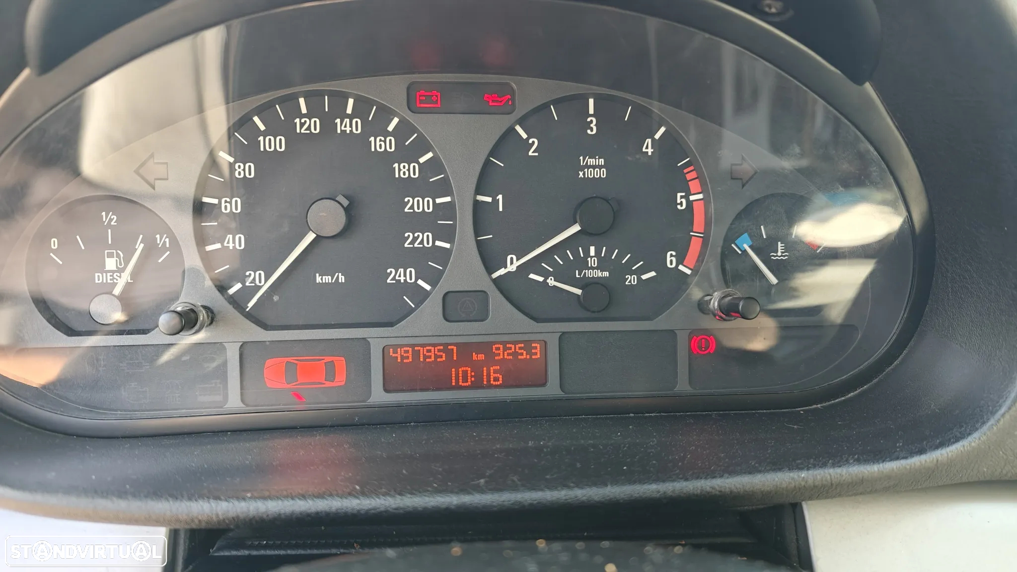 BMW 320 d Touring - 11
