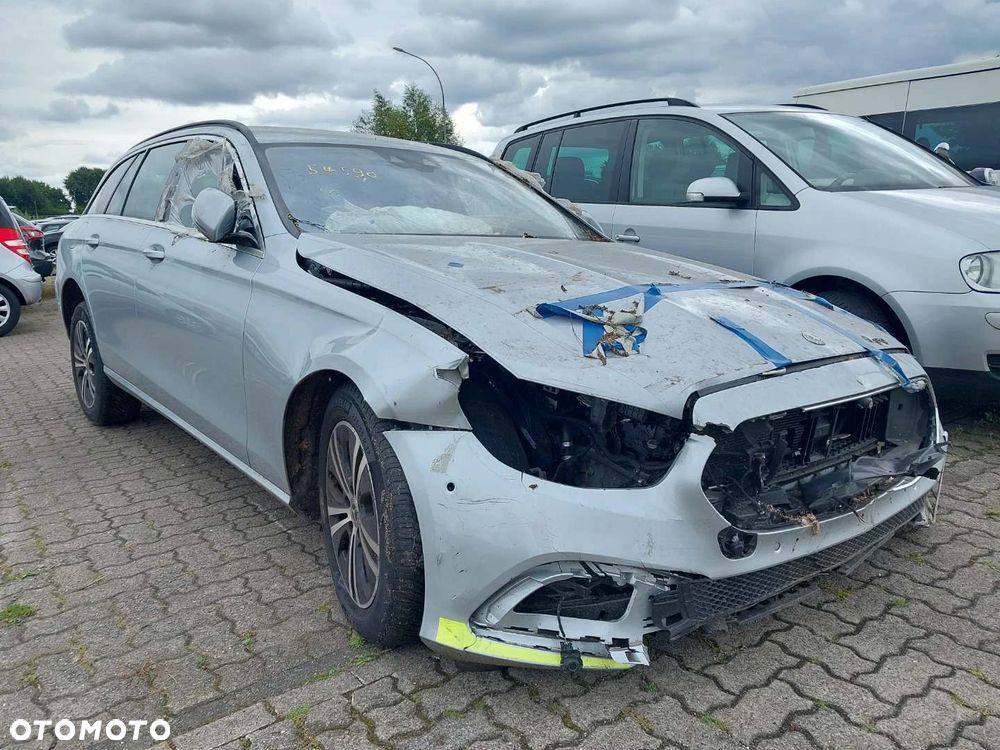 Mercedes-Benz Klasa E 220 d 9G-TRONIC Avantgarde - 13