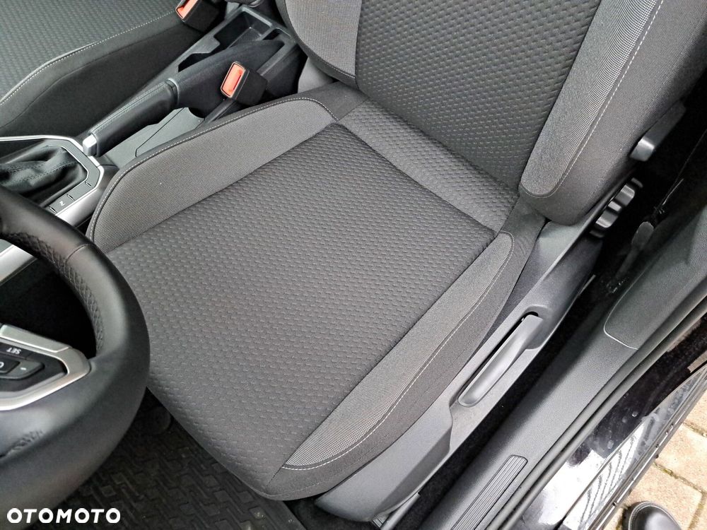 Volkswagen Polo - 13