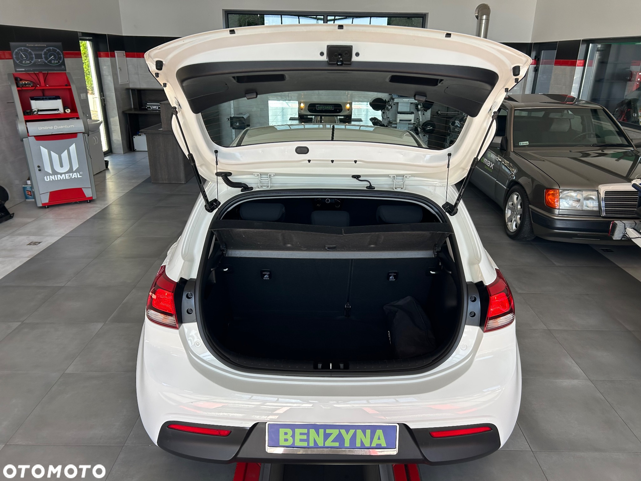 Kia Rio 1.2 Business Line - 14