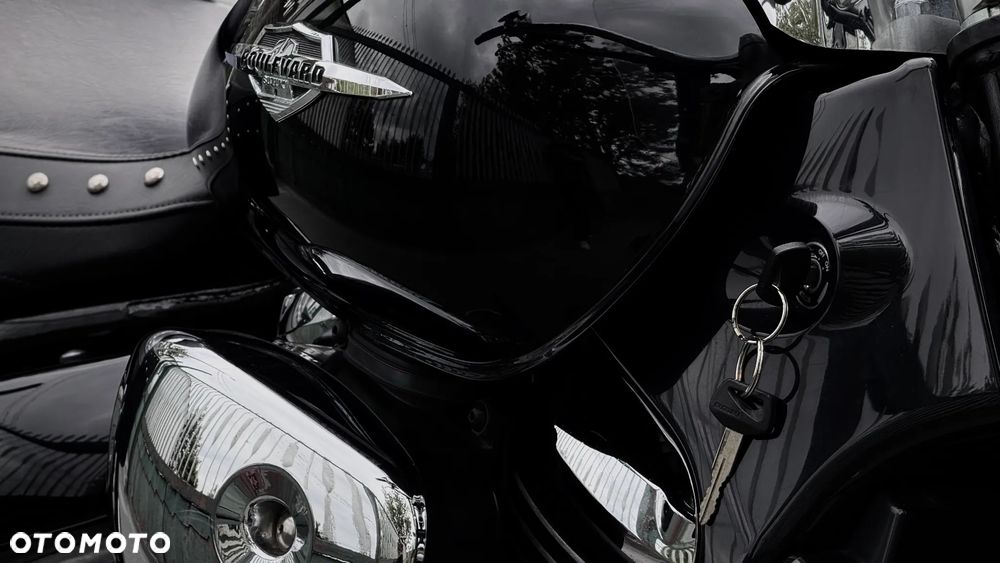 Suzuki Boulevard - 15