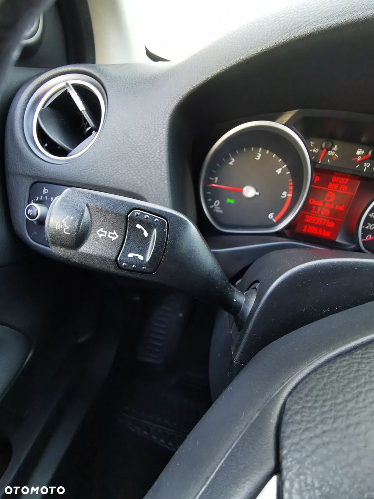 Ford Mondeo 2.0 TDCi Black Magic - 16