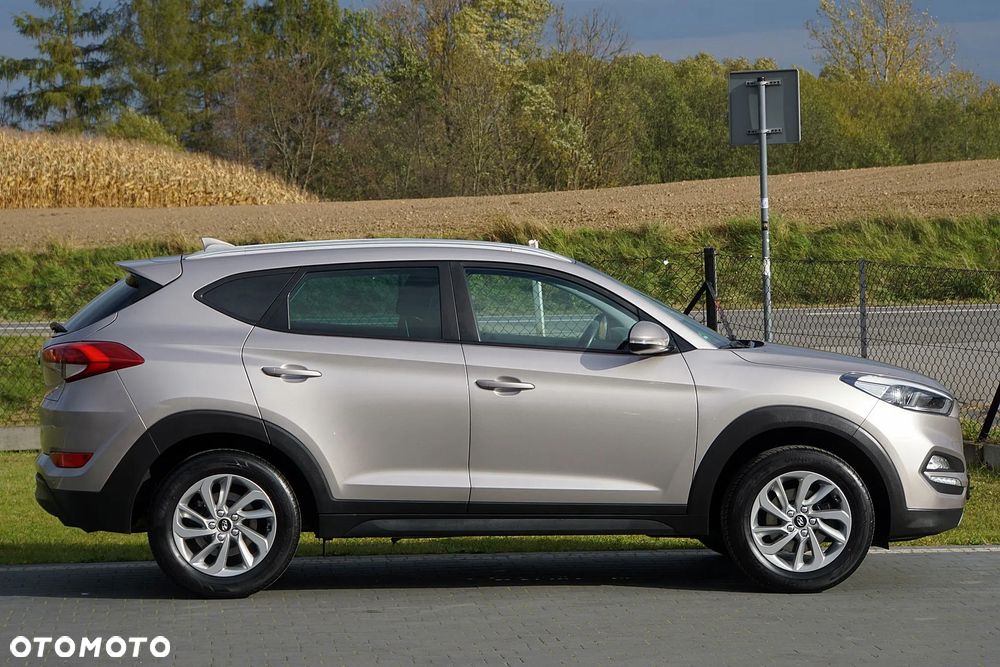 Hyundai Tucson blue 1.6 GDi 2WD Passion - 13