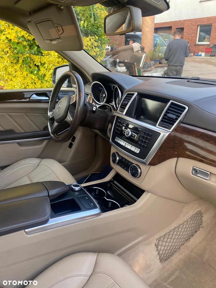 Mercedes-Benz GL 450 - 7