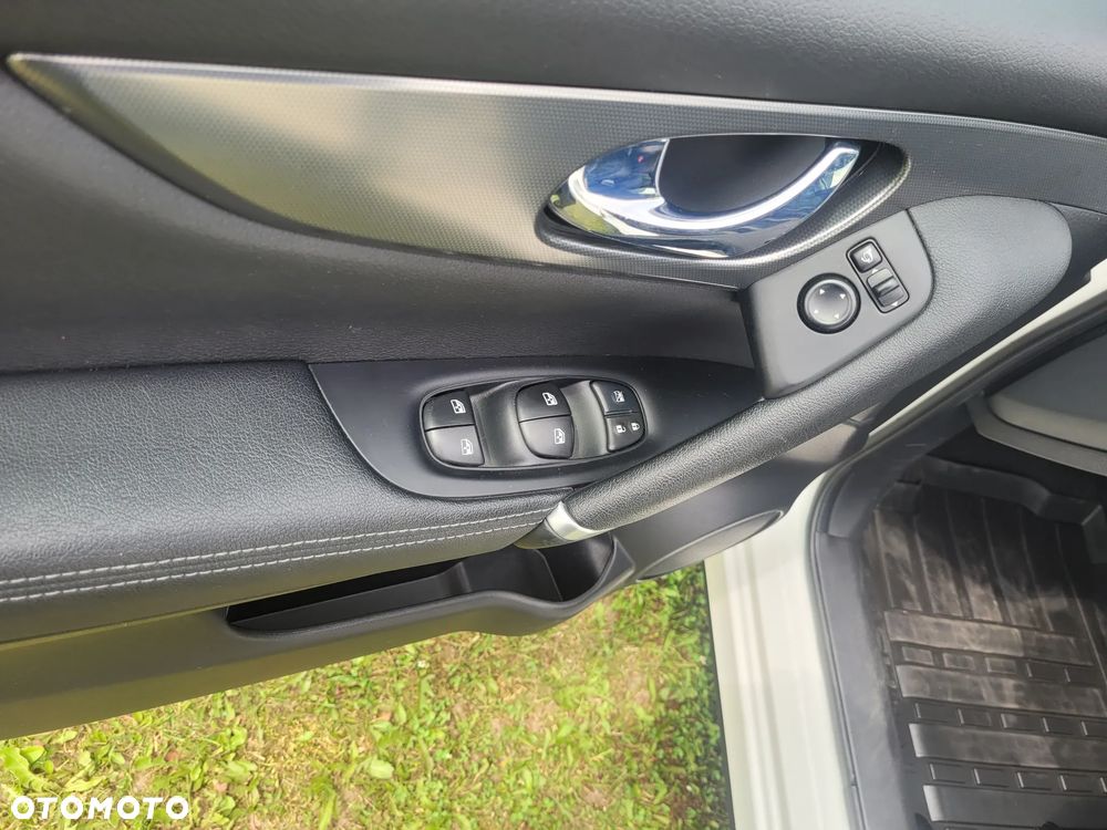 Nissan Qashqai 1.3 DIG-T Acenta DCT - 9