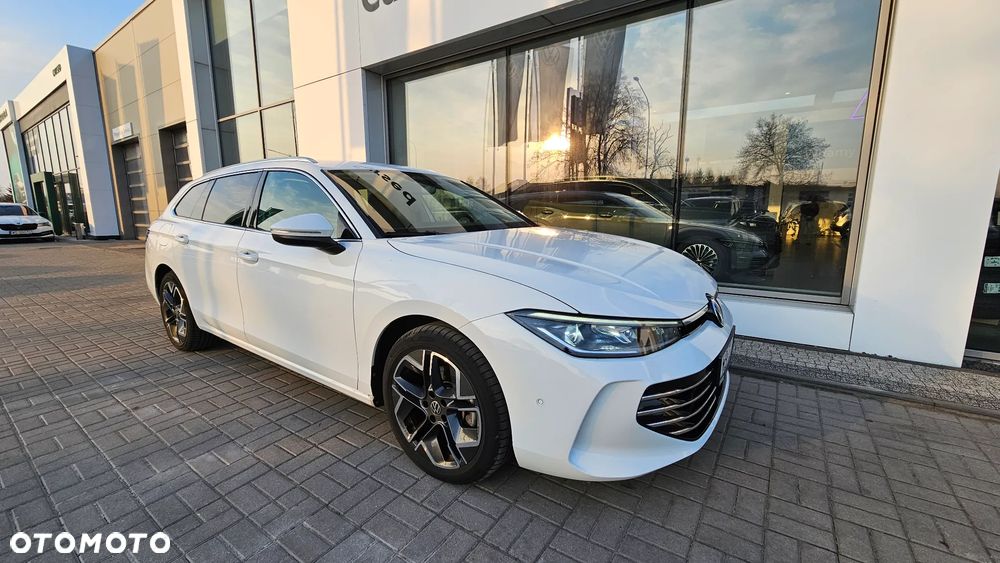 Volkswagen Passat - 10