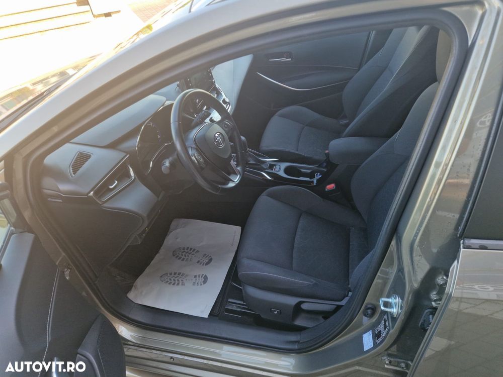 Toyota Corolla 1.8 HSD Business - 10