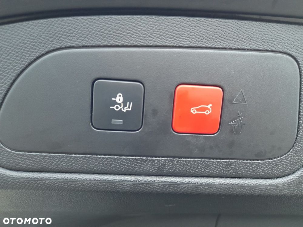 DS Automobiles DS 7 Crossback 1.6 PureTech GPF Performance Line + - 12