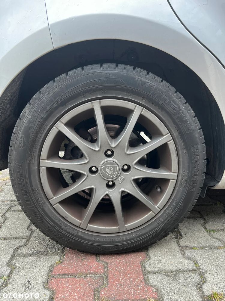 Kia Rio 1.2 Attract - 9