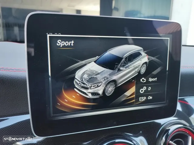 Mercedes-Benz GLA 45 AMG 4Matic Speedshift 7G-DCT - 25