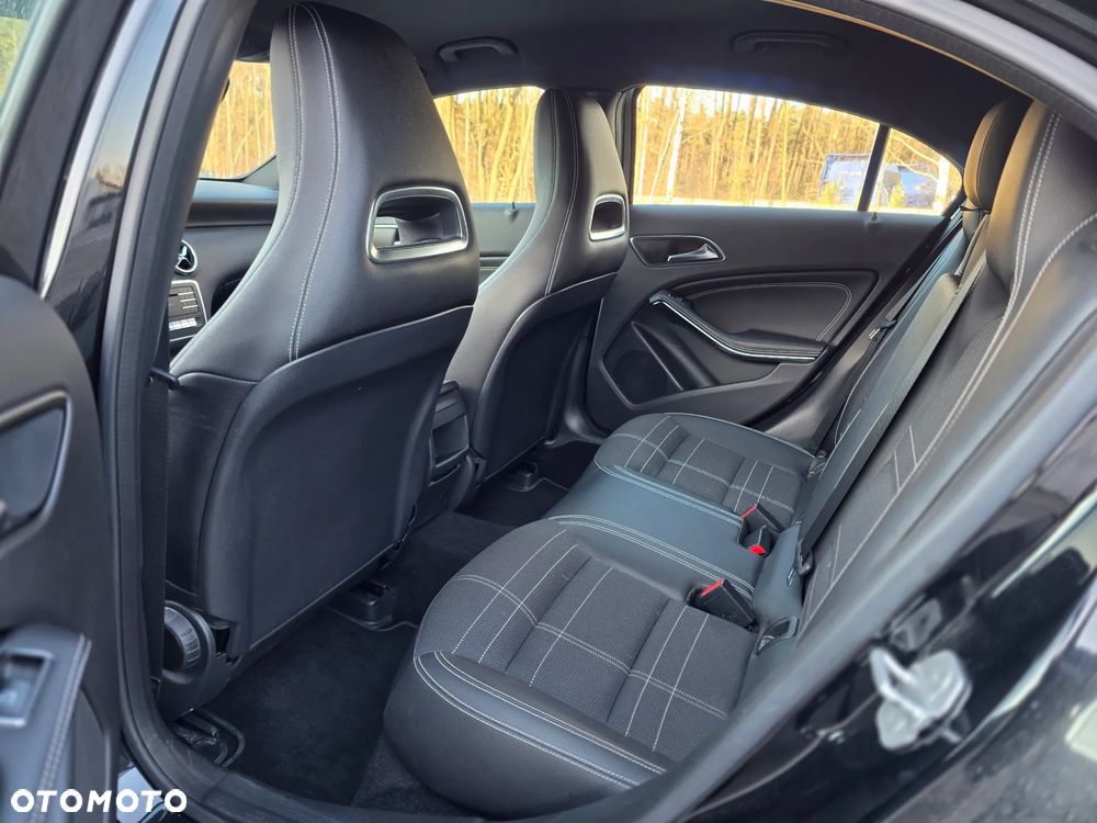 Mercedes-Benz Klasa A 220 d 4Matic 7G-DCT AMG Line - 18