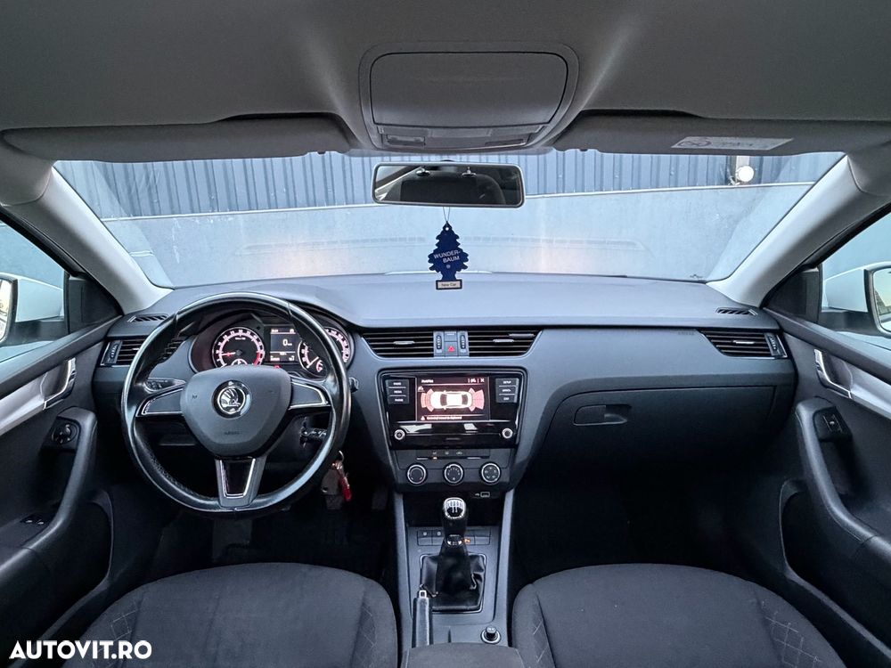 Skoda Octavia 1.6 TDI Drive - 5