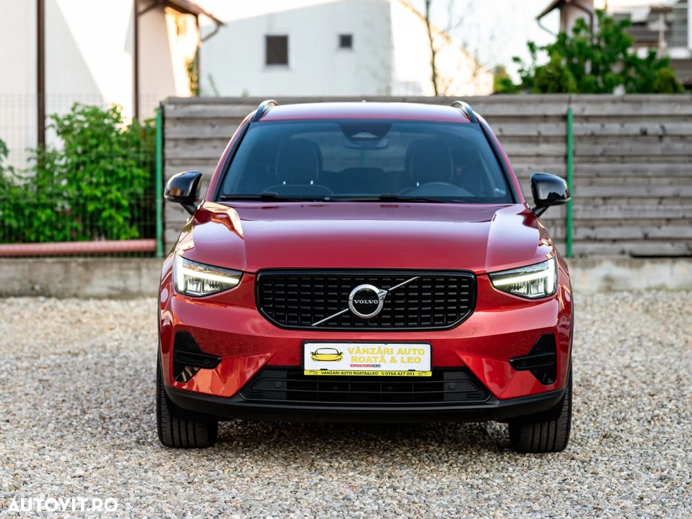 Volvo XC 40 B4 AT8 AWD Mild Hybrid R-Design - 5