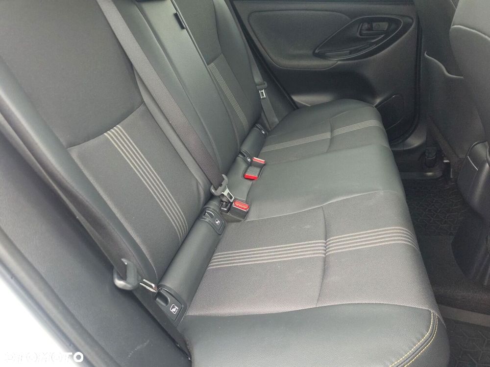 Toyota Yaris Cross Hybrid 1.5 Adventure 4x4 - 8