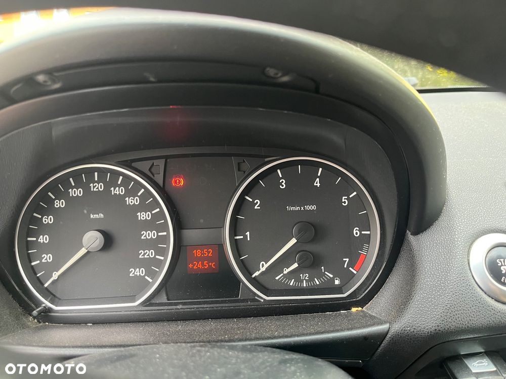 BMW Seria 1 116i - 15