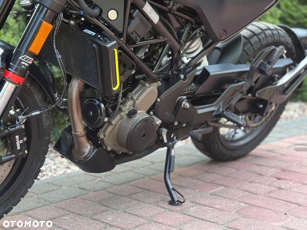 Husqvarna Svartpilen - 17
